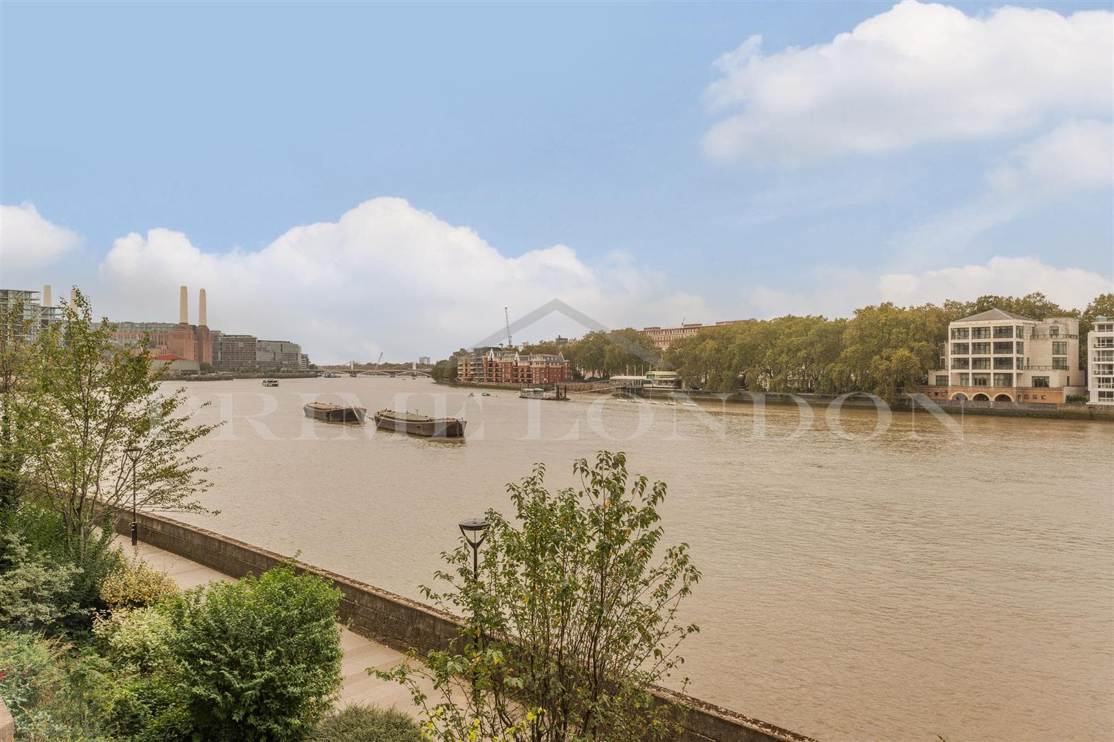 Riverside Court, Nine Elms, London