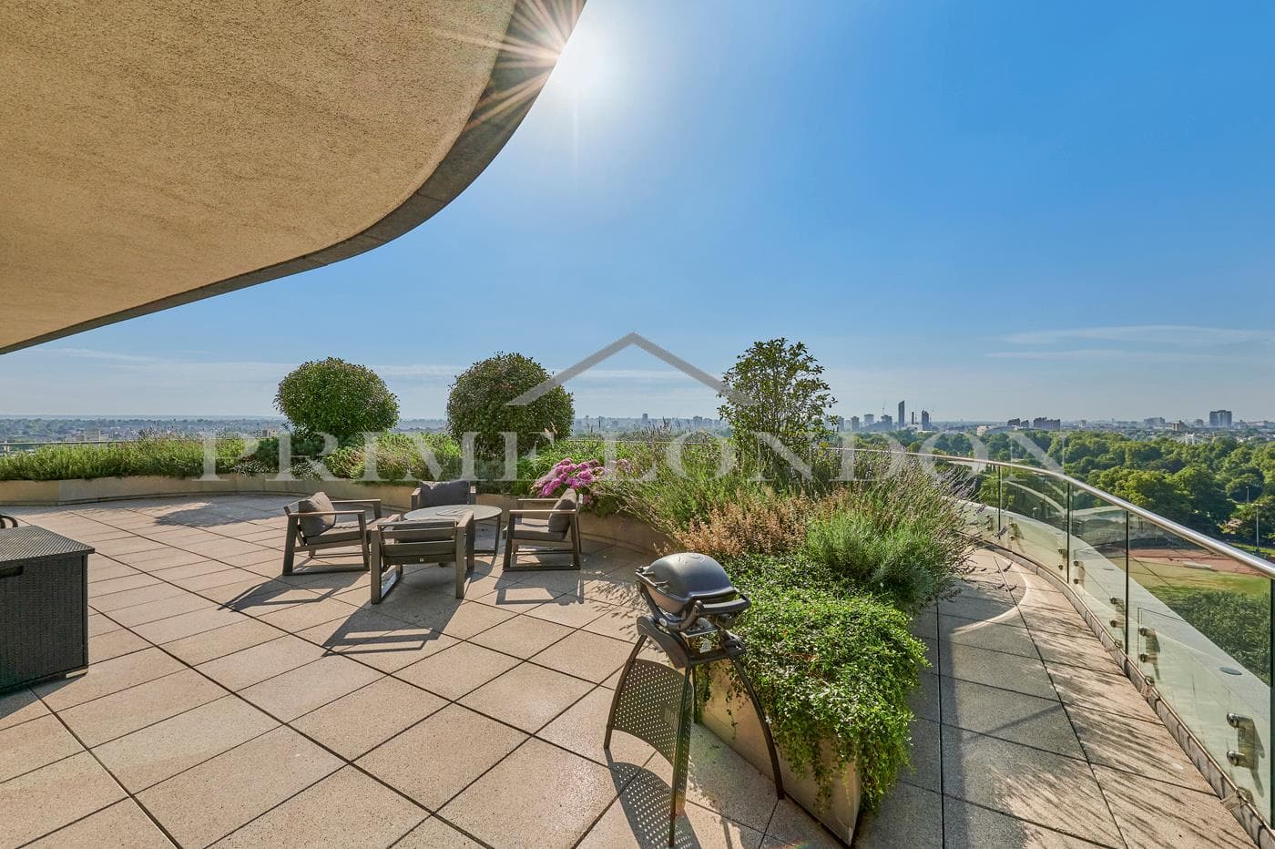 Cascade Court, Vista Chelsea Bridge Wharf, London