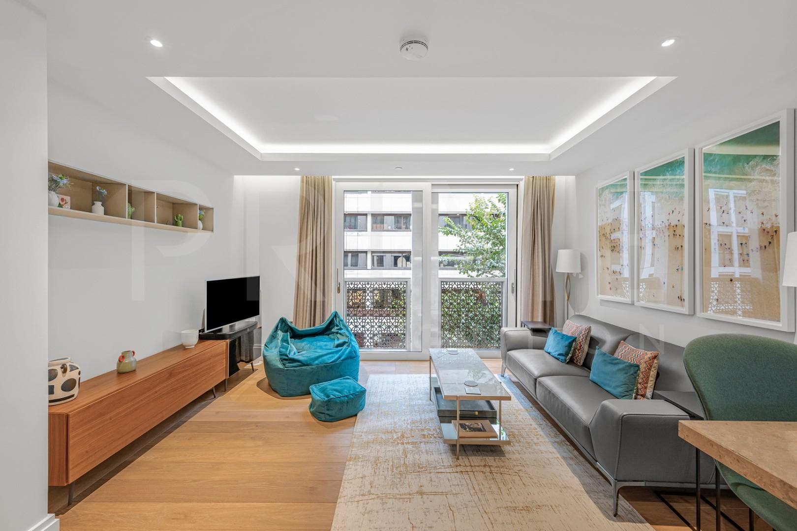 Savoy House, 190 Strand, London