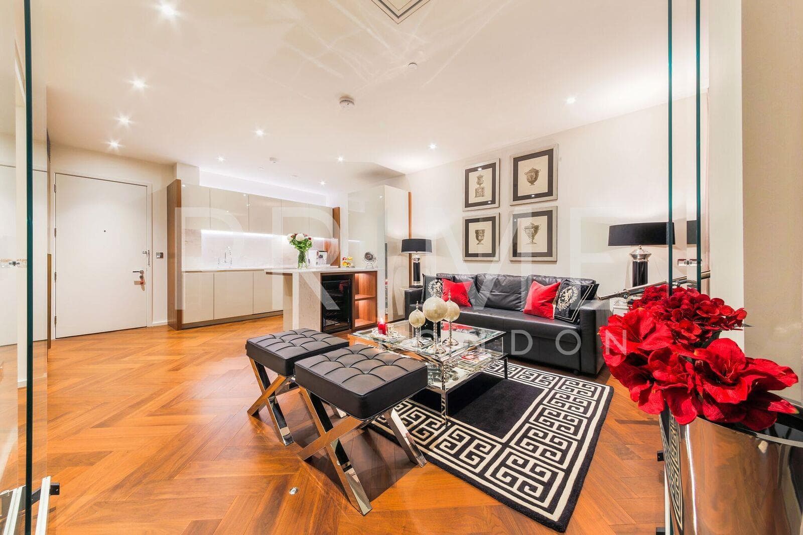 Capital Building, 8 New Union Square, Embassy Garden