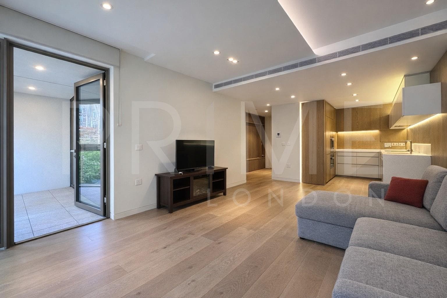 6 Pearson Square, Fitzroy Place, London