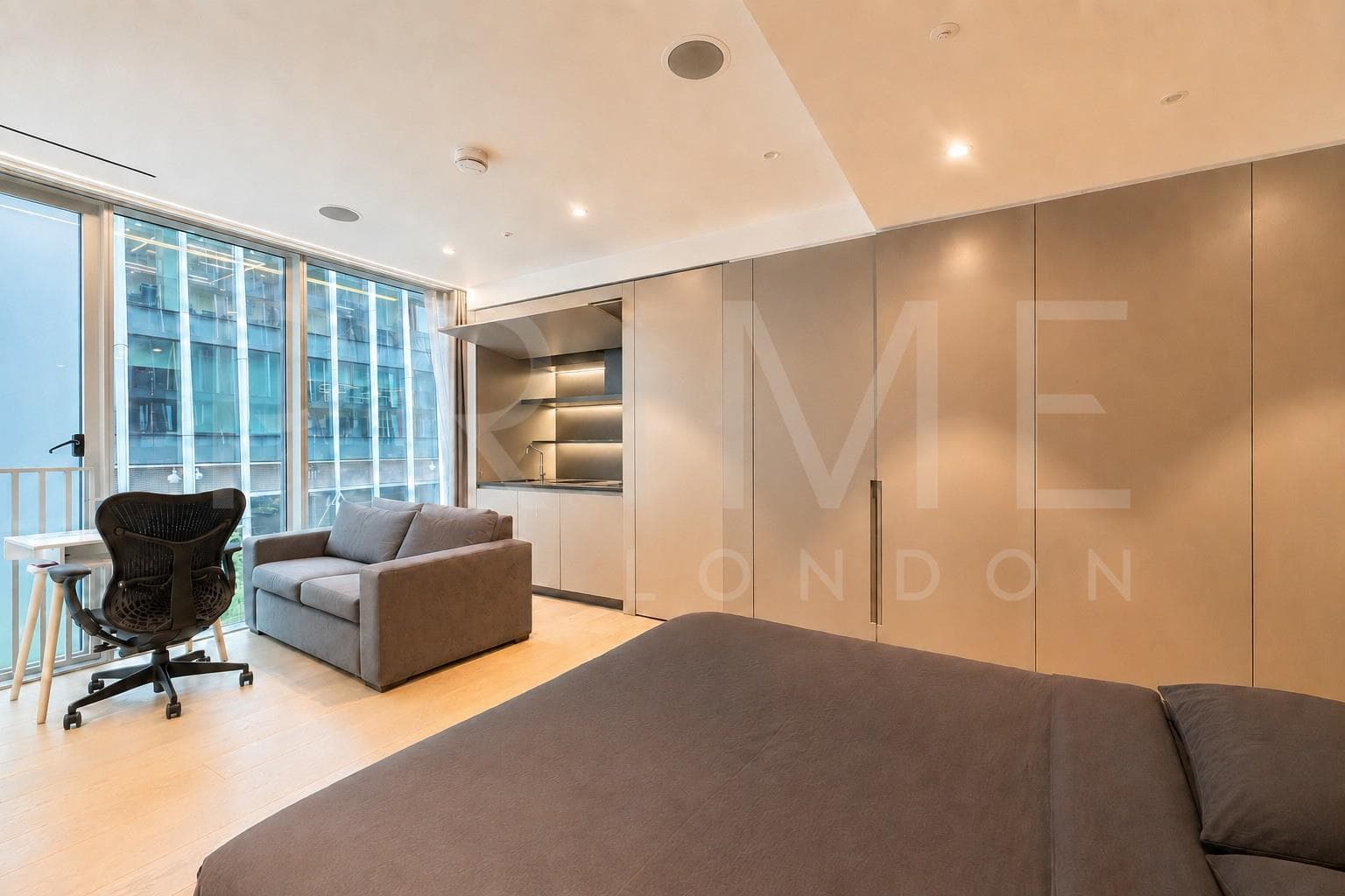 Nova Building, 83 Buckingham Palace Road, London